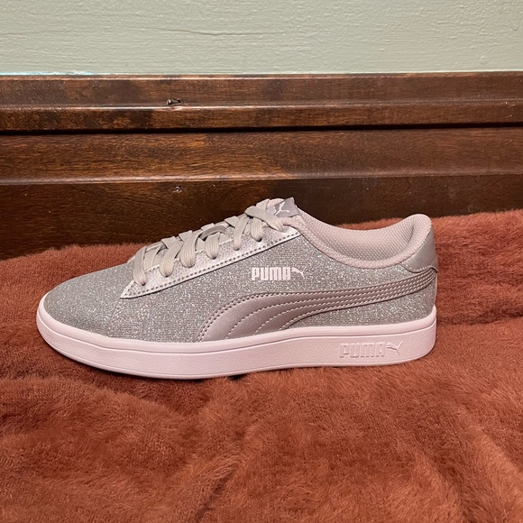 (Size: 4 UK) Puma Girls' Smash v2 Glitz Glam Sneakers - Picture 4 of 7
